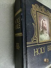 Holy Bible — Masonic Edition, Cyclopedic Indexed — photo 3